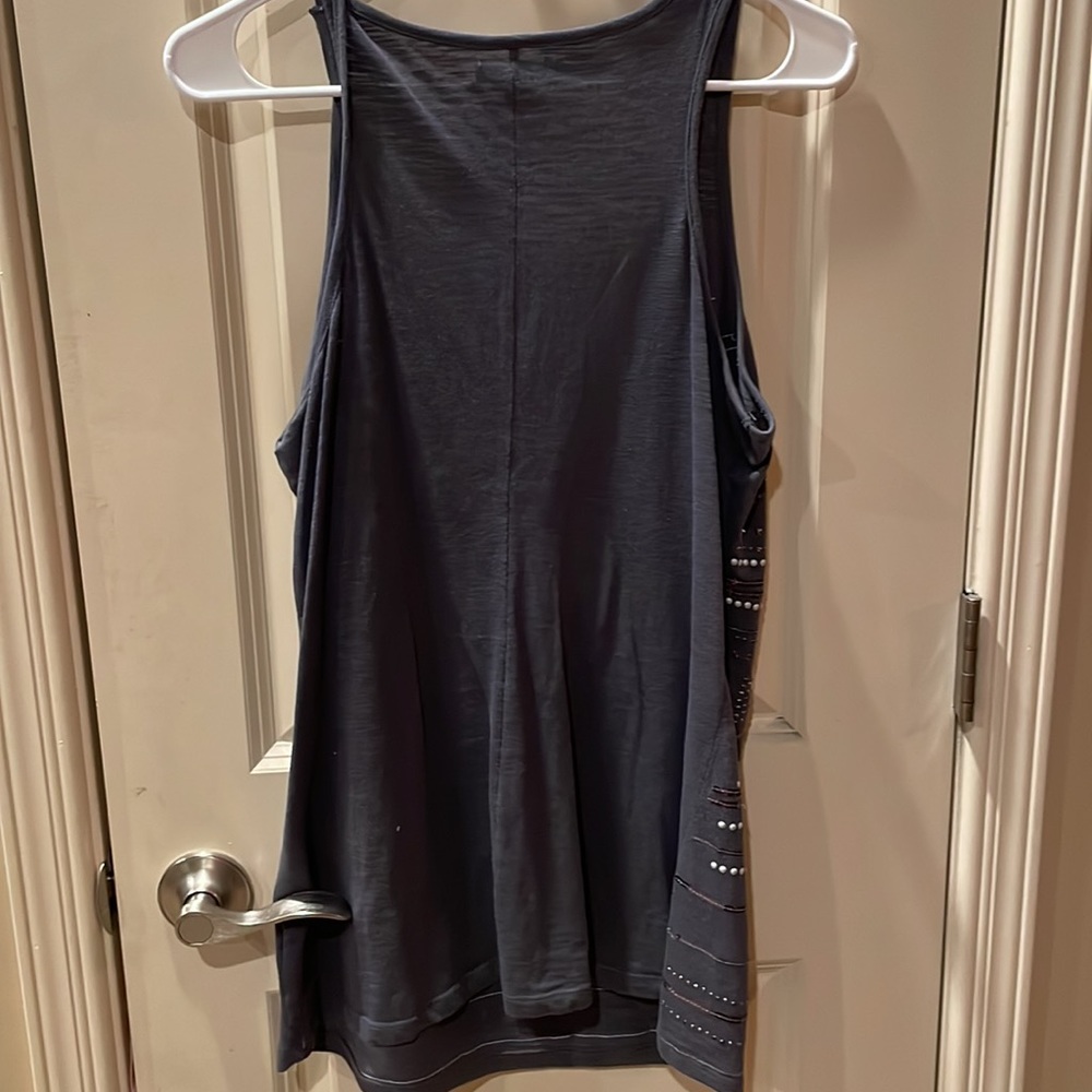 Maurices Tank - Picture 4 of 4